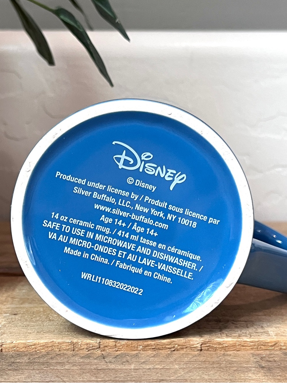 Silver Buffalo Disney Lilo & Stitch Beach Scene Ceramic Coffee Mug 14 oz - Picture 4 of 4